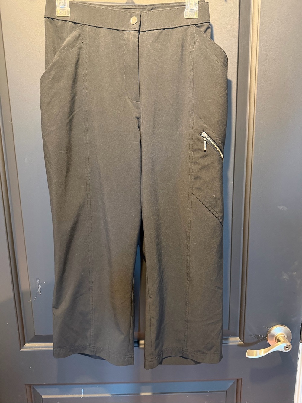 Chico's Black Cargo Crop Wide-Leg Pants